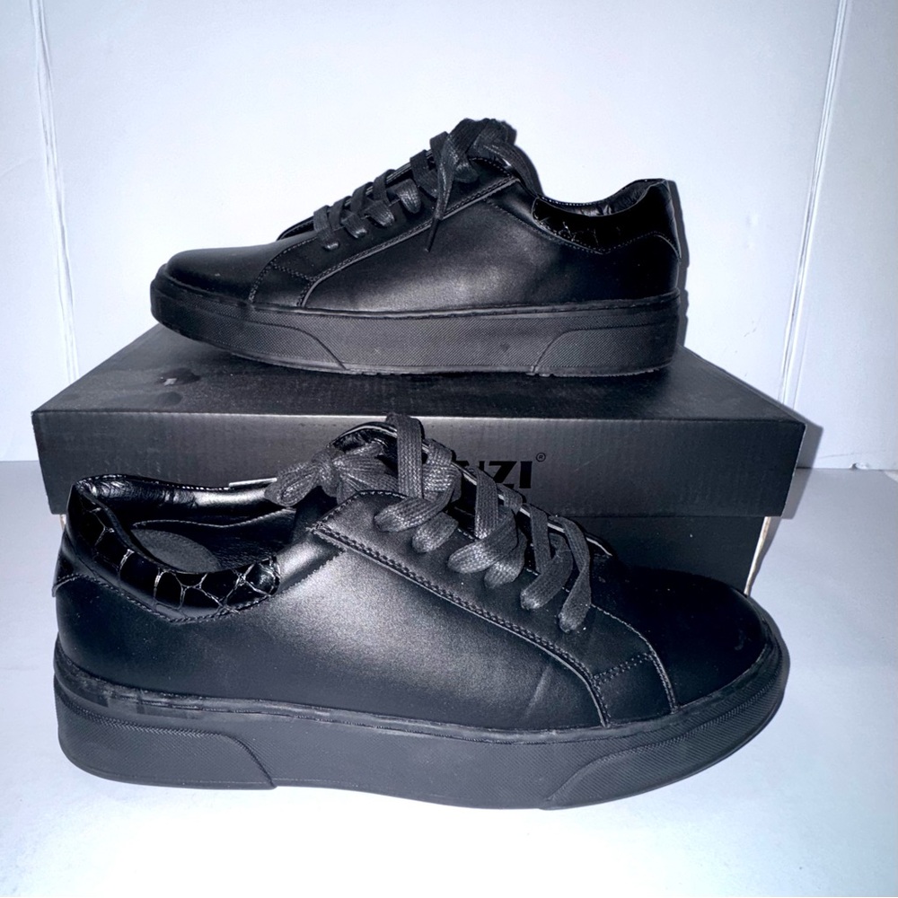 Black Men's Sneakers